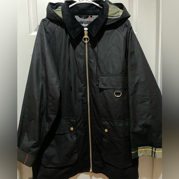 Barbour Highclere Hooded Waxed Jacket - Picture 2 of 6